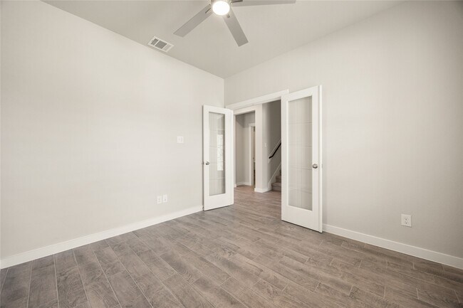 Building Photo - 27118 Peaceful Cv Dr
