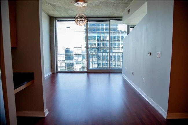 Building Photo - 400 W Peachtree St NW