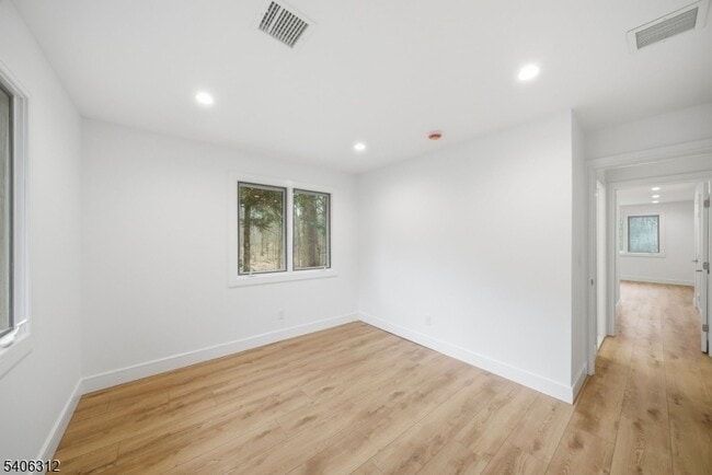 Building Photo - 12 McCaffrey Ln