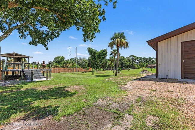 Building Photo - 3200 N Tropical Trail