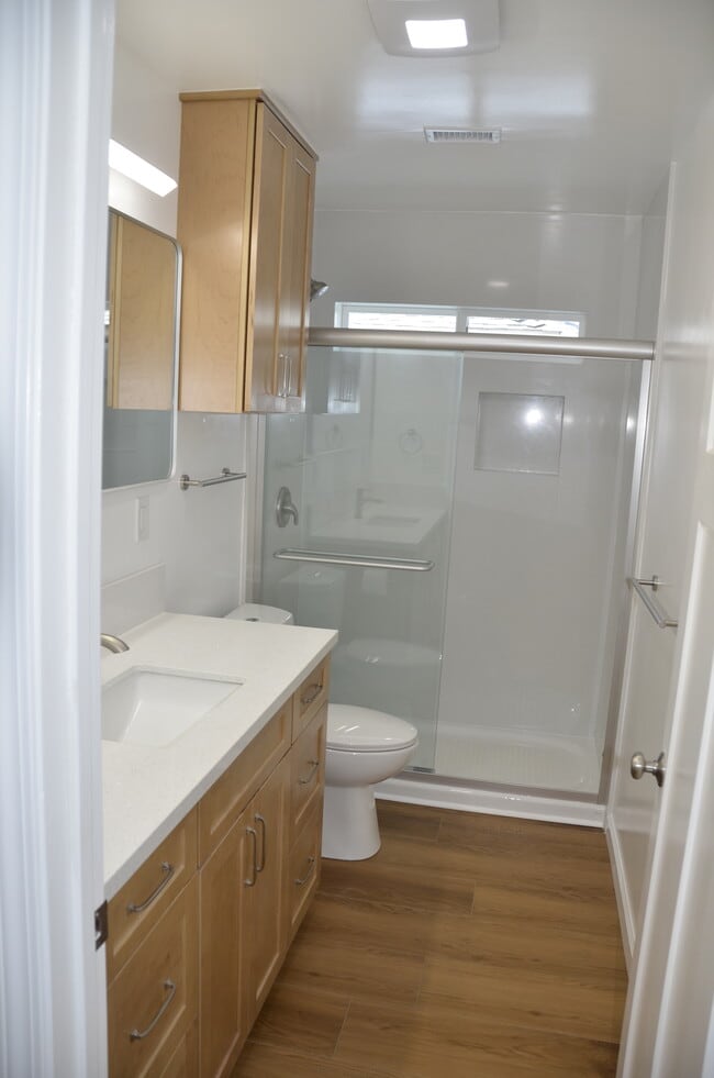 Building Photo - 3605 W 181st St