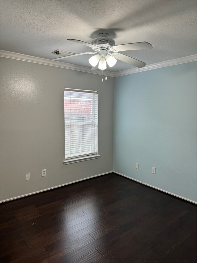 Building Photo - 9735 Beckwood Post Dr