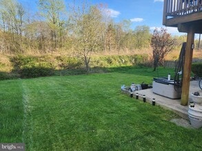 Building Photo - 16 Charles Ct