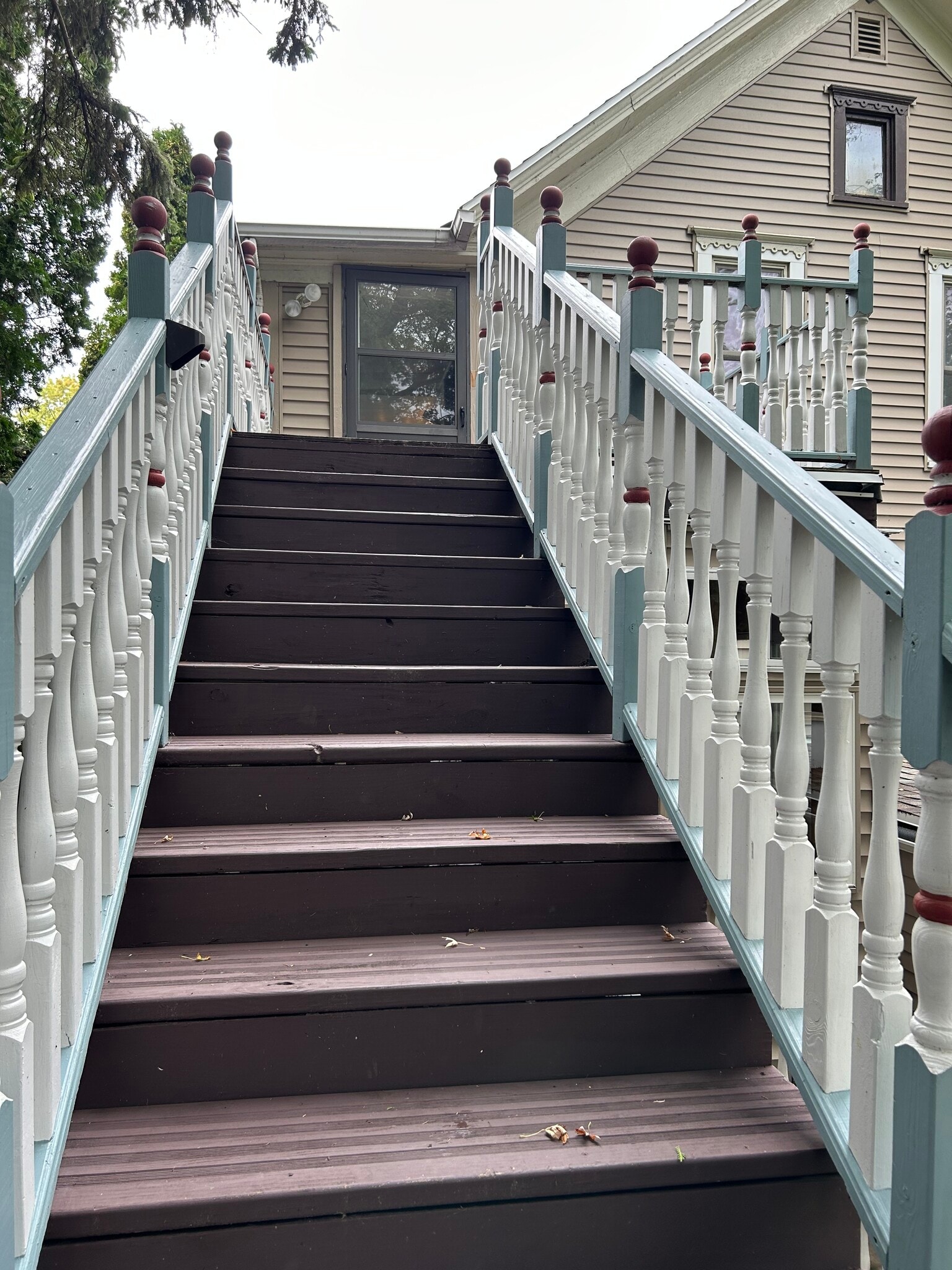 Building Photo - 417 Nicolet Blvd