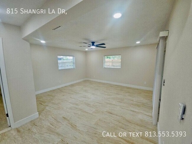 Building Photo - 815 Shangri La Dr