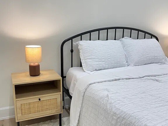 Building Photo - 5125 Van Fleet St