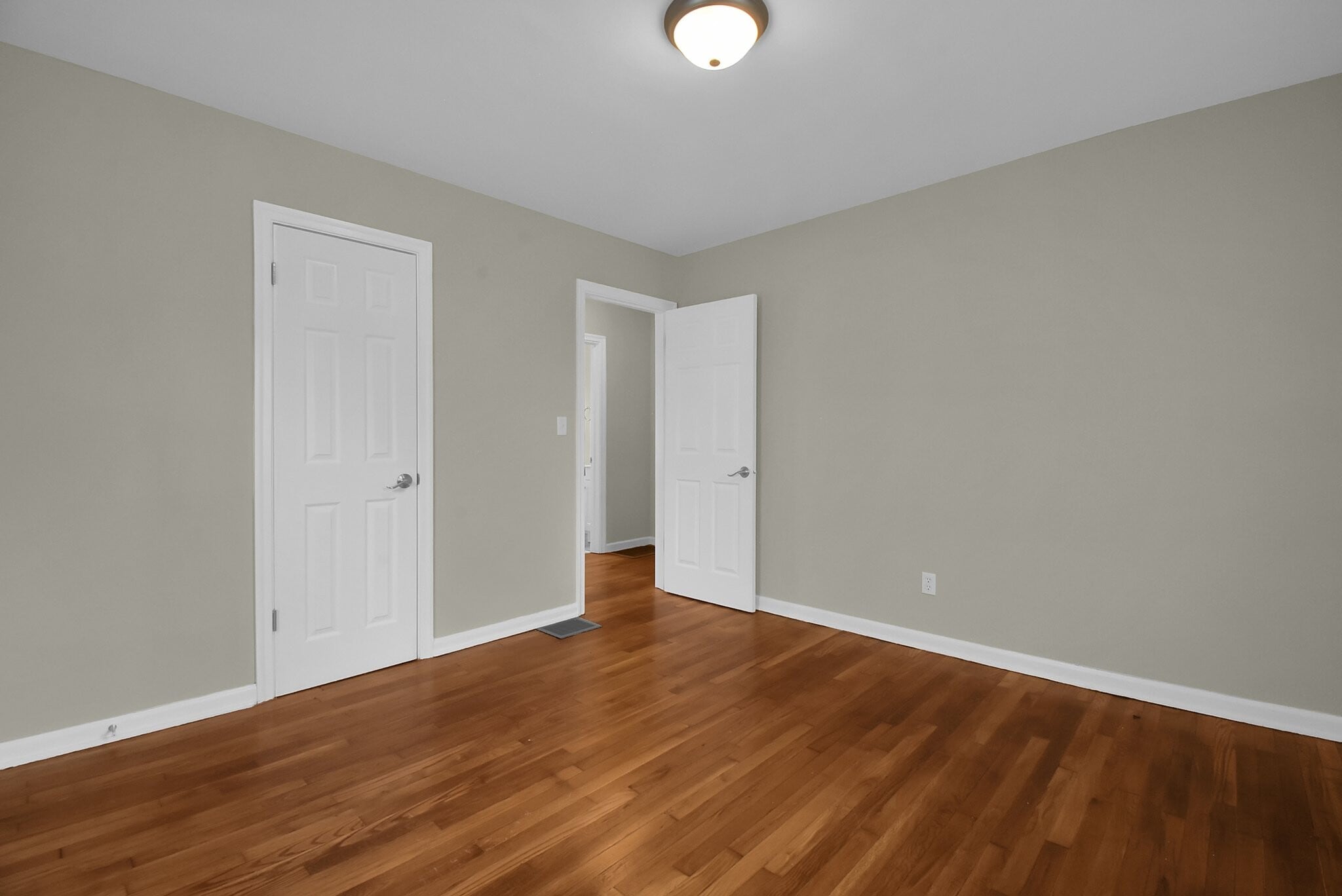 Building Photo - 2566 Atwood Ter