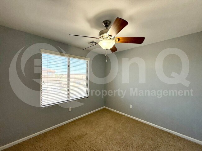 Building Photo - 2348 N Sand Hills Ct