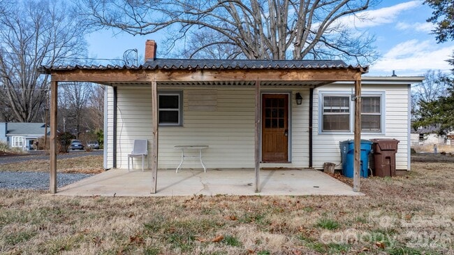 Building Photo - 116 Barnes Ln