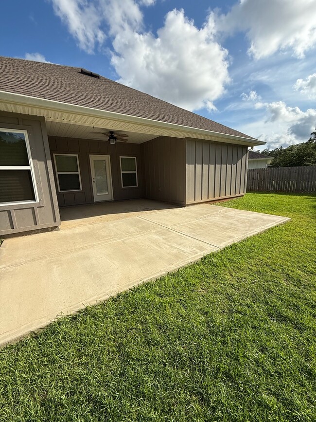 Building Photo - 12593 Windsor Dr