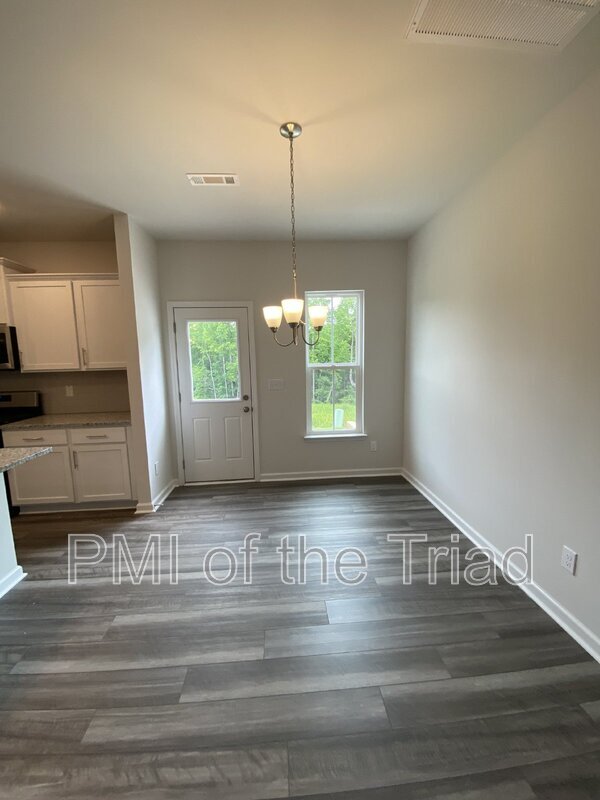Building Photo - 4006 Beckton Trl