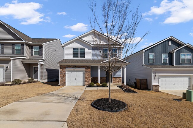 Building Photo - 49 River Bank Rd