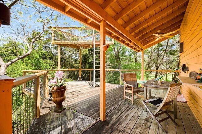 Building Photo - 5803 Rittenhouse Shore Dr