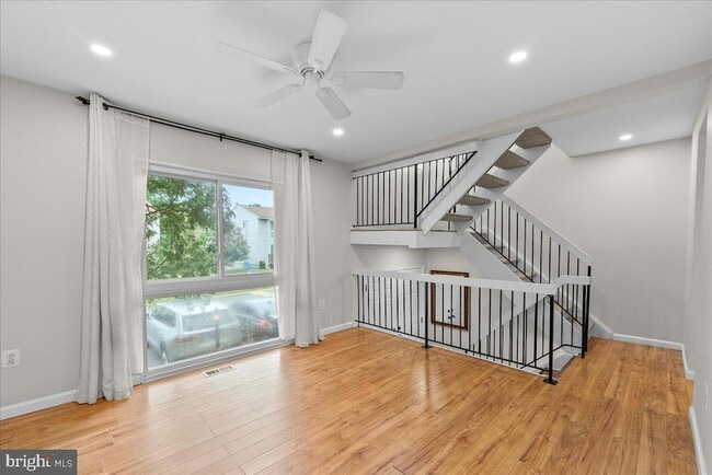 Building Photo - 9871 Sweet Mint Dr