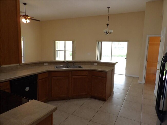 Building Photo - 3074 Bay Laurel Cir N