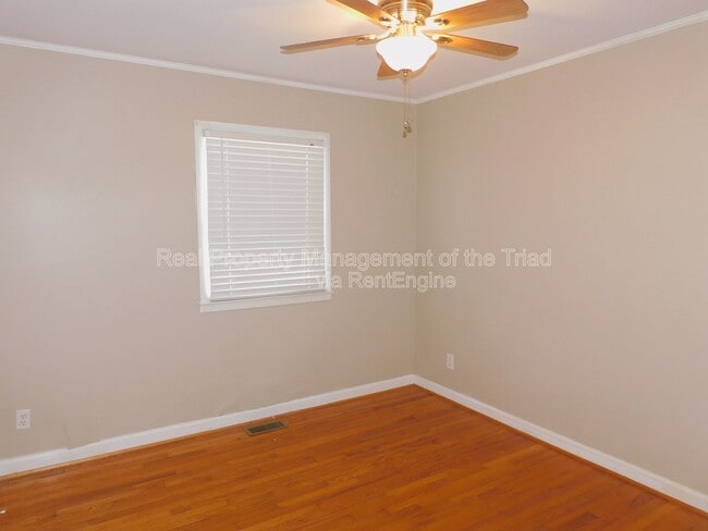 Building Photo - 3445 Huffine Mill Rd