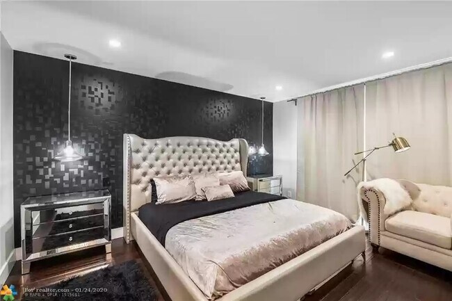 Building Photo - 9922 NW 65th Ct