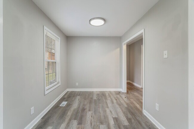 Building Photo - 2407 Webster Ct