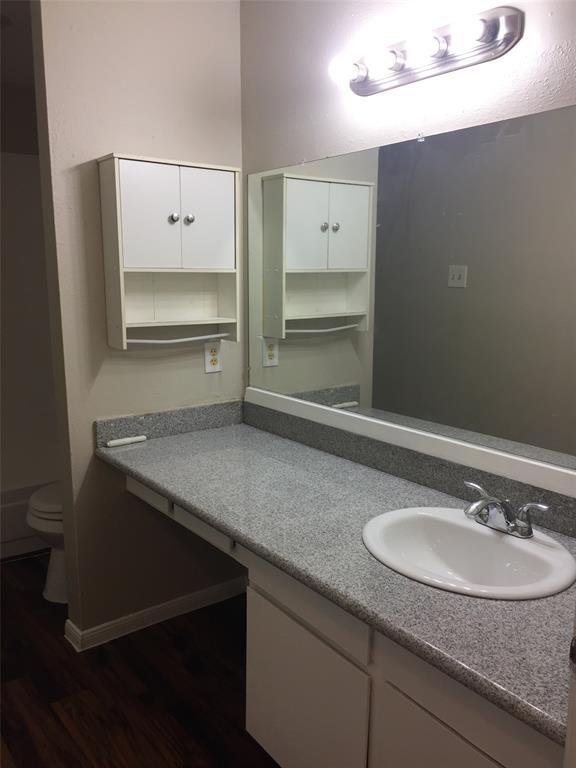 Building Photo - 10211 Sugar Branch Dr