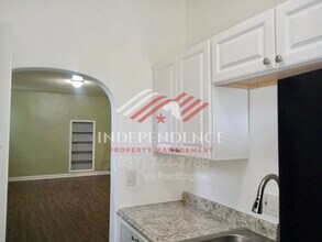 Building Photo - 408 N Wayne St