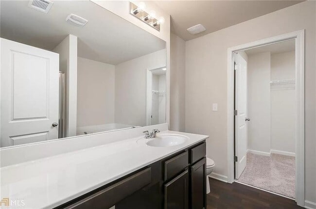 Building Photo - 960 Walnut Creek Cir