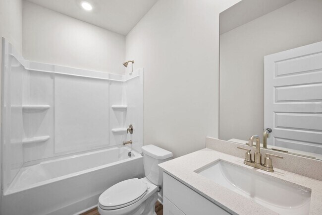 Building Photo - Move-in Specials Available! Beautiful New Construction!