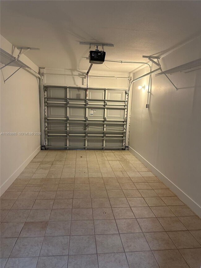 Building Photo - 8909 SW 113th Pl Cir W