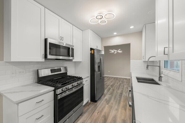 Building Photo - 1057 Bothwell Cir