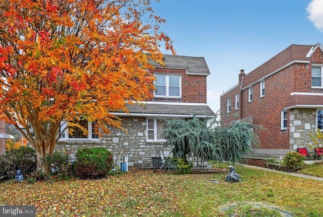 Building Photo - 9050 Convent Ave