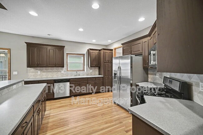 Building Photo - 21922 W 121st Terrace