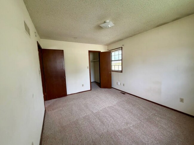 Building Photo - 3427 Harvard Rd