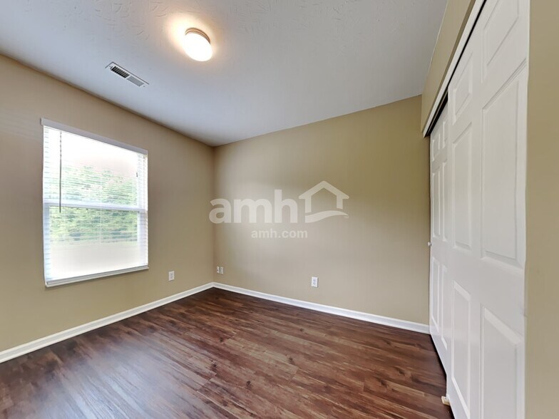 Building Photo - 3036 Abby Way