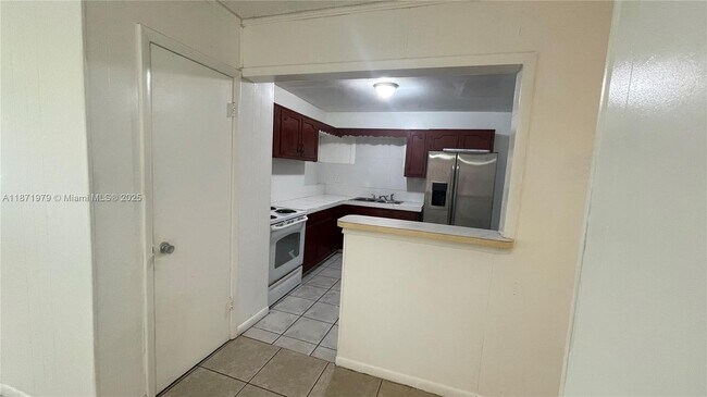 Building Photo - 301 N 67th Ave