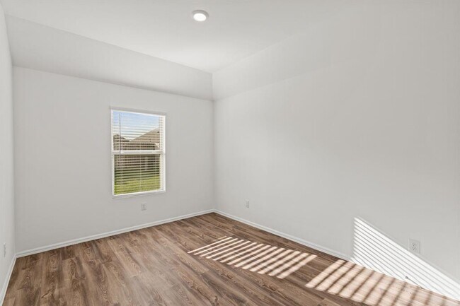 Building Photo - 3804 Falling Moon Ln