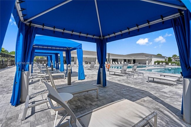 Building Photo - 14828 Golden Jax Ln