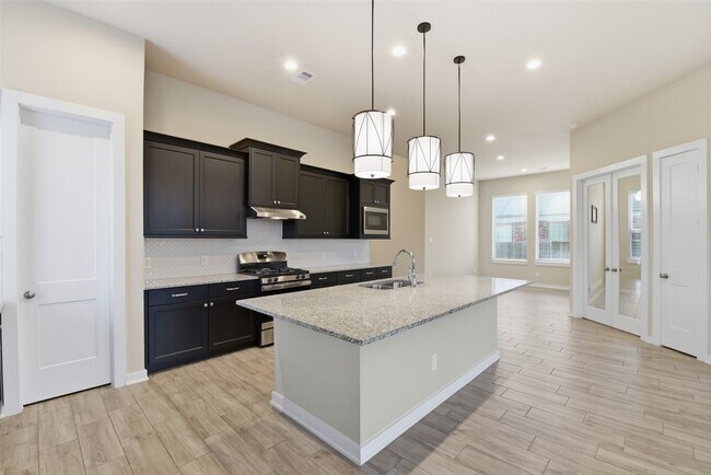 Building Photo - 9515 Willard Dr