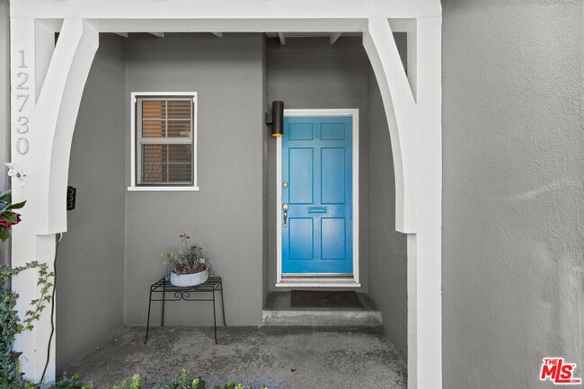 Building Photo - 12730 La Maida St