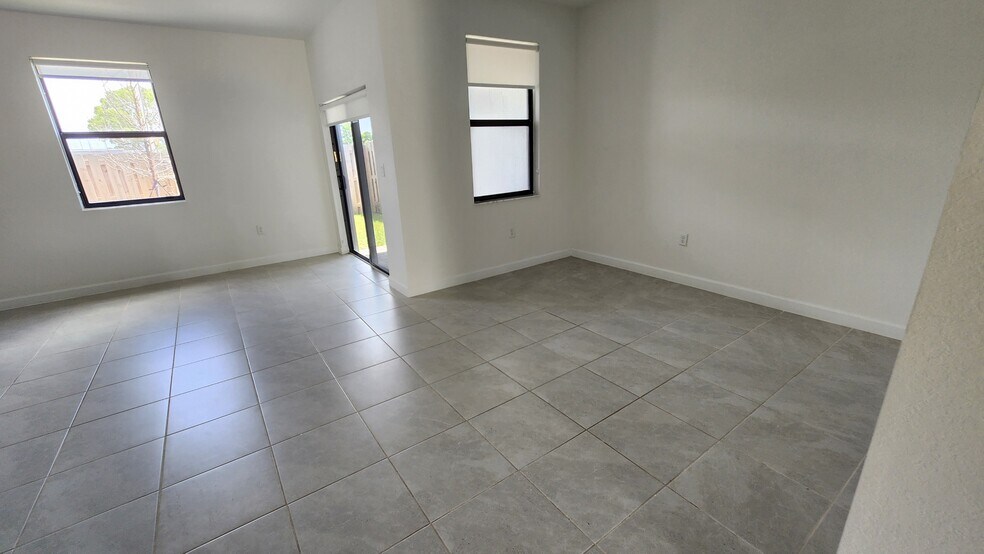 Building Photo - 28647 SW 129th Ct