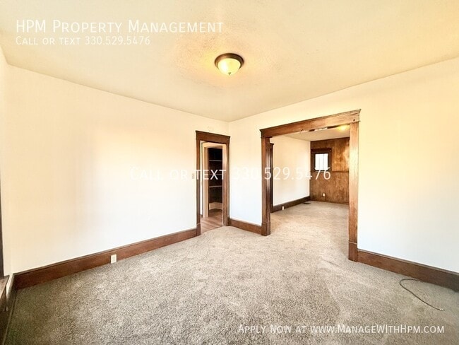 Building Photo - 2300 9th St SW