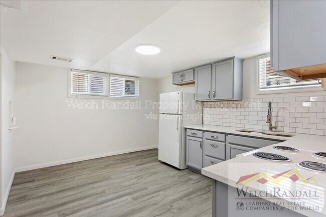 Building Photo - 2711 Gramercy Ave