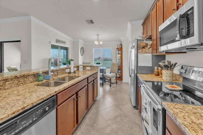 Building Photo - 5527 Palmer Cir