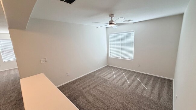 Building Photo - 45677 W Ranch Rd