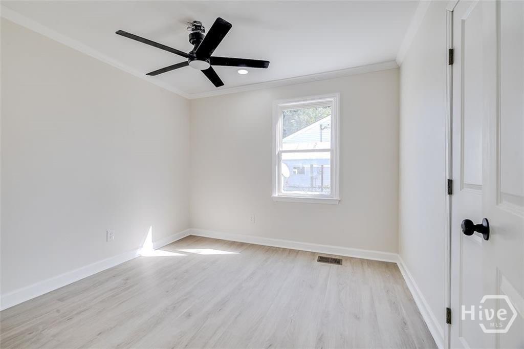 Building Photo - 2110 E 56th St