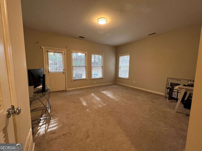 Building Photo - 5282 Kershaw Ct SE