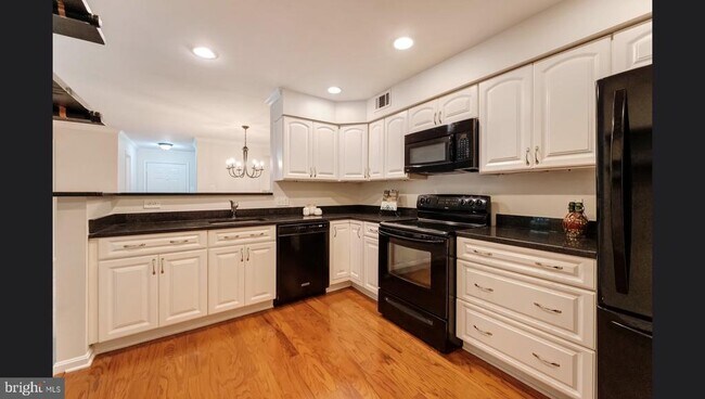 Building Photo - 11709 Karbon Hill Ct