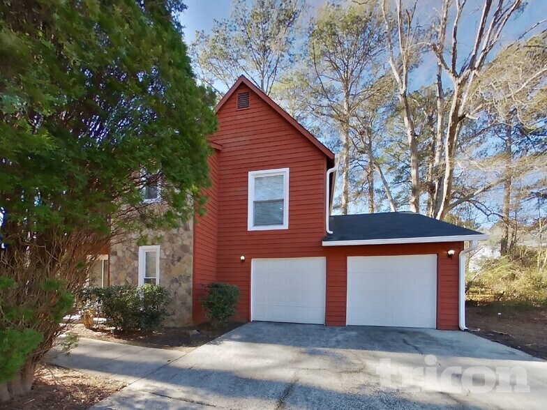 Building Photo - 236 Independence Dr