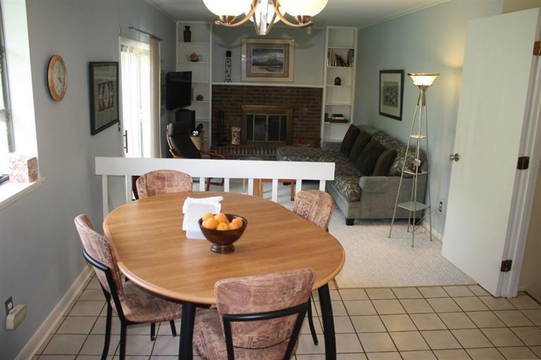 Building Photo - 5813 Rothbury Ct