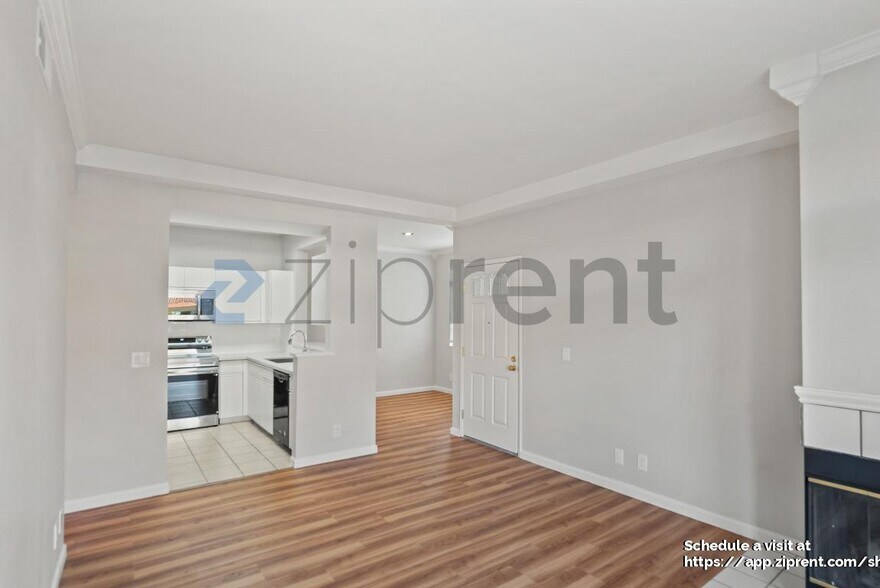 Building Photo - 7054 Dublin Meadows St