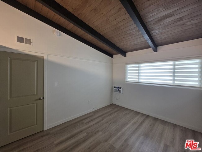 Building Photo - 11021 Missouri Ave