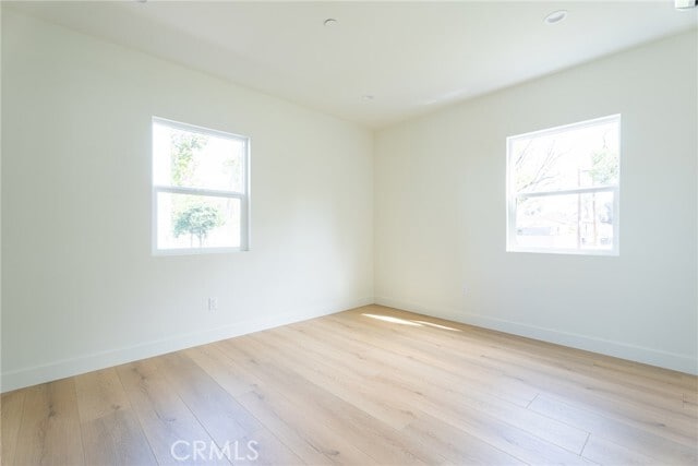 Building Photo - 1065 E Spazier Ave